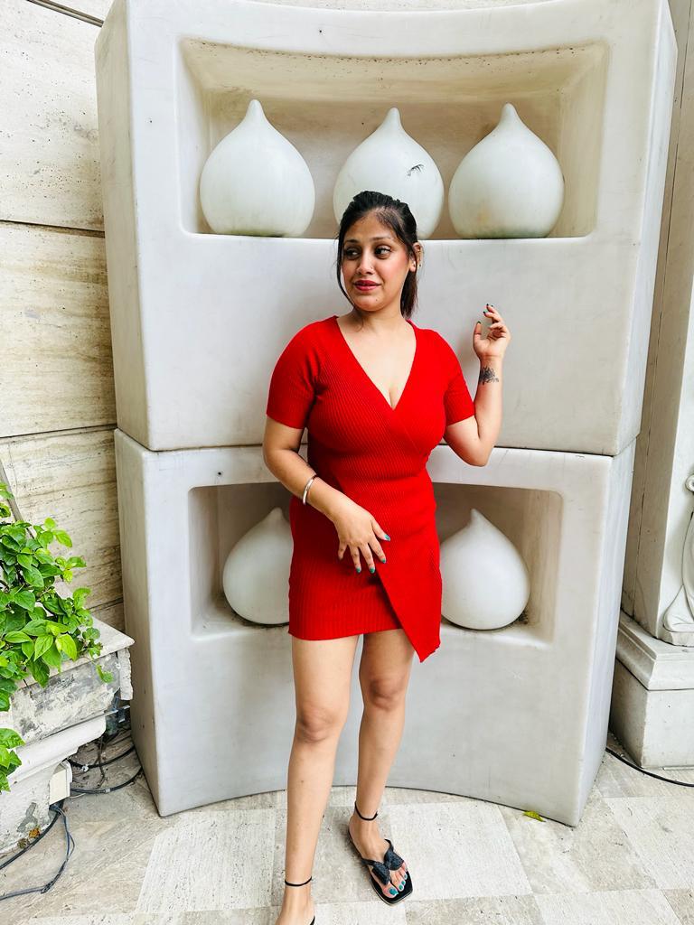 Haldwani call girl